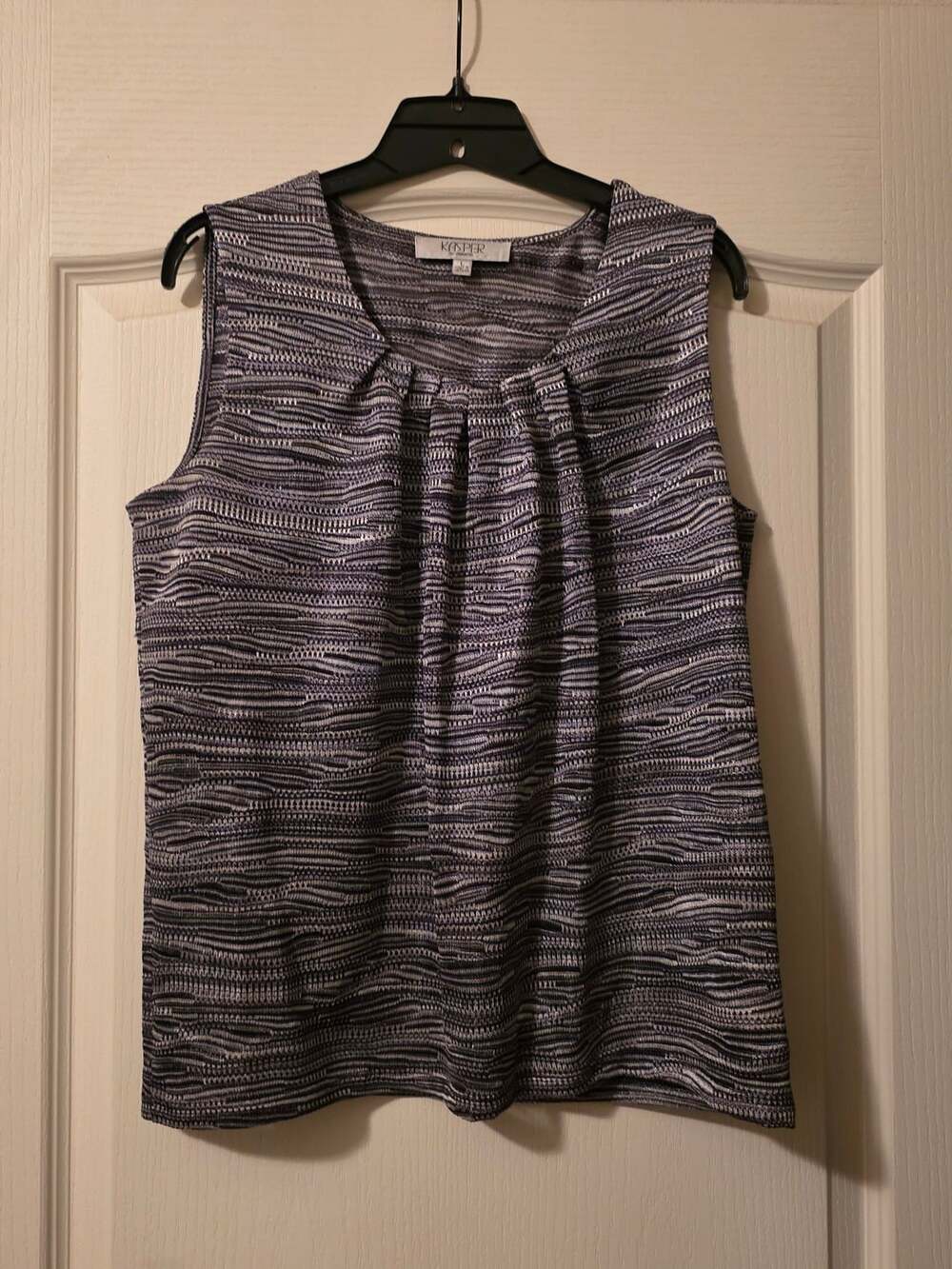 Kasper Separates Women's Black and White Patterned Sleeveless Top Size L